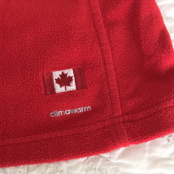 *️⃣ 2/$30 Adidas fleece sweater with ‘Canada’ logo - Picture 7 of 11
